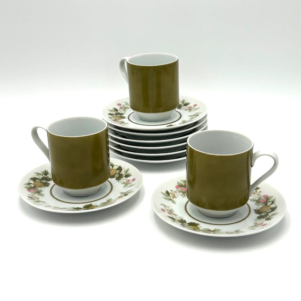 VTG Mikasa Eclipse Tawny Green 3 Stacking Coffee Cups 5757, 8 Sumay Saucers 5741